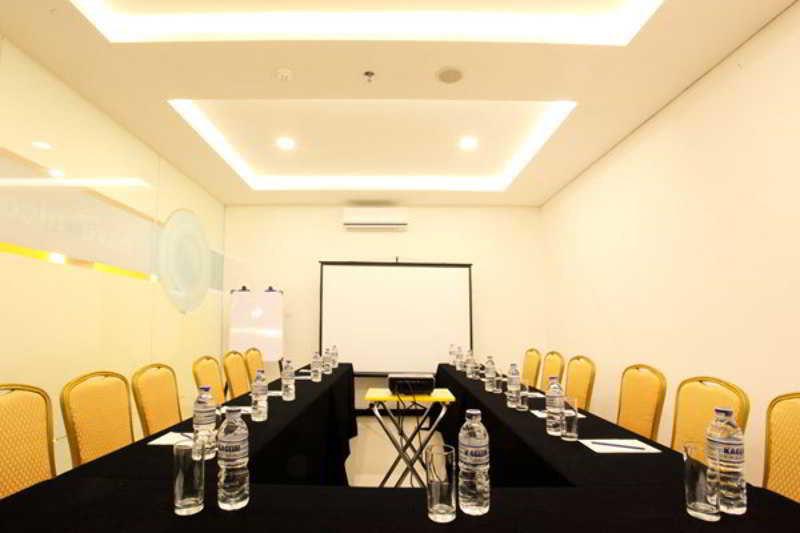 Zodiak Paskal By Kagum Hotels Bandung Exterior foto