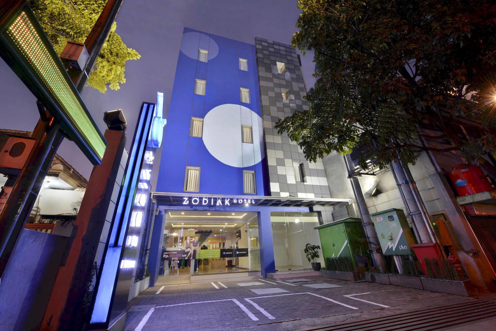 Zodiak Paskal By Kagum Hotels Bandung Exterior foto